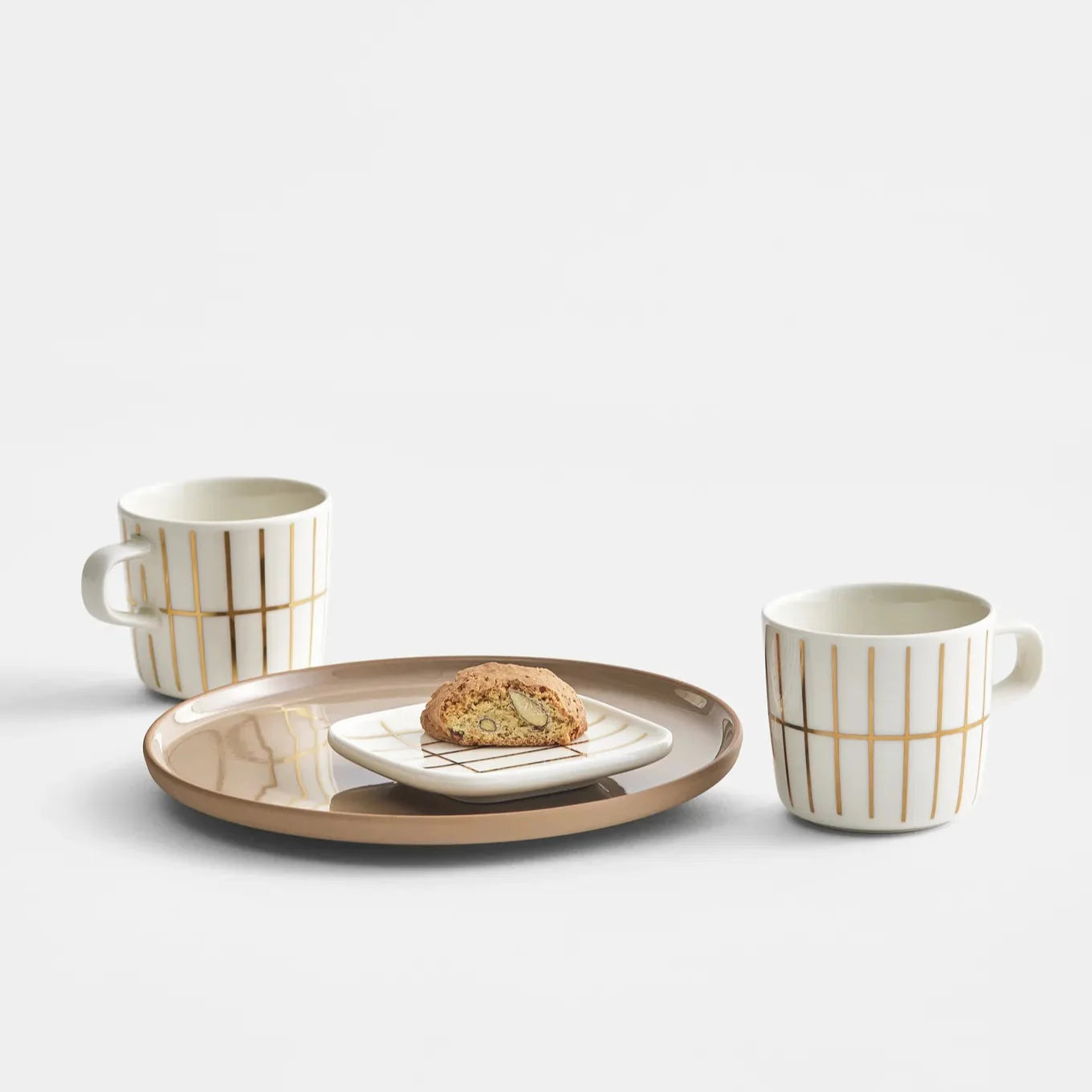 Coffee cups and coffee mugs