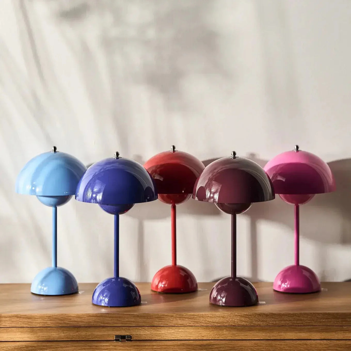 Flowerpot lamp from &Tradition