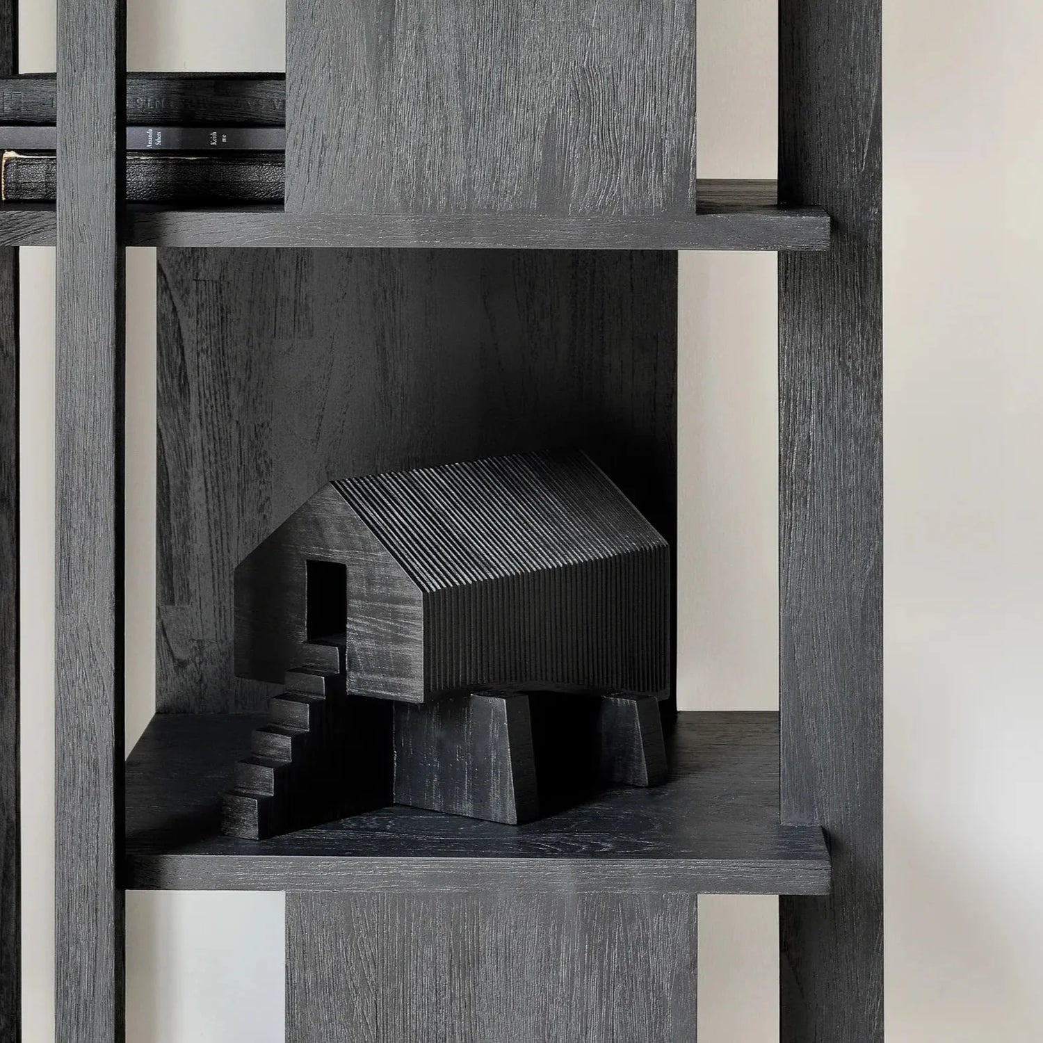 Stylish sculptures for your decoration [5 works of art]