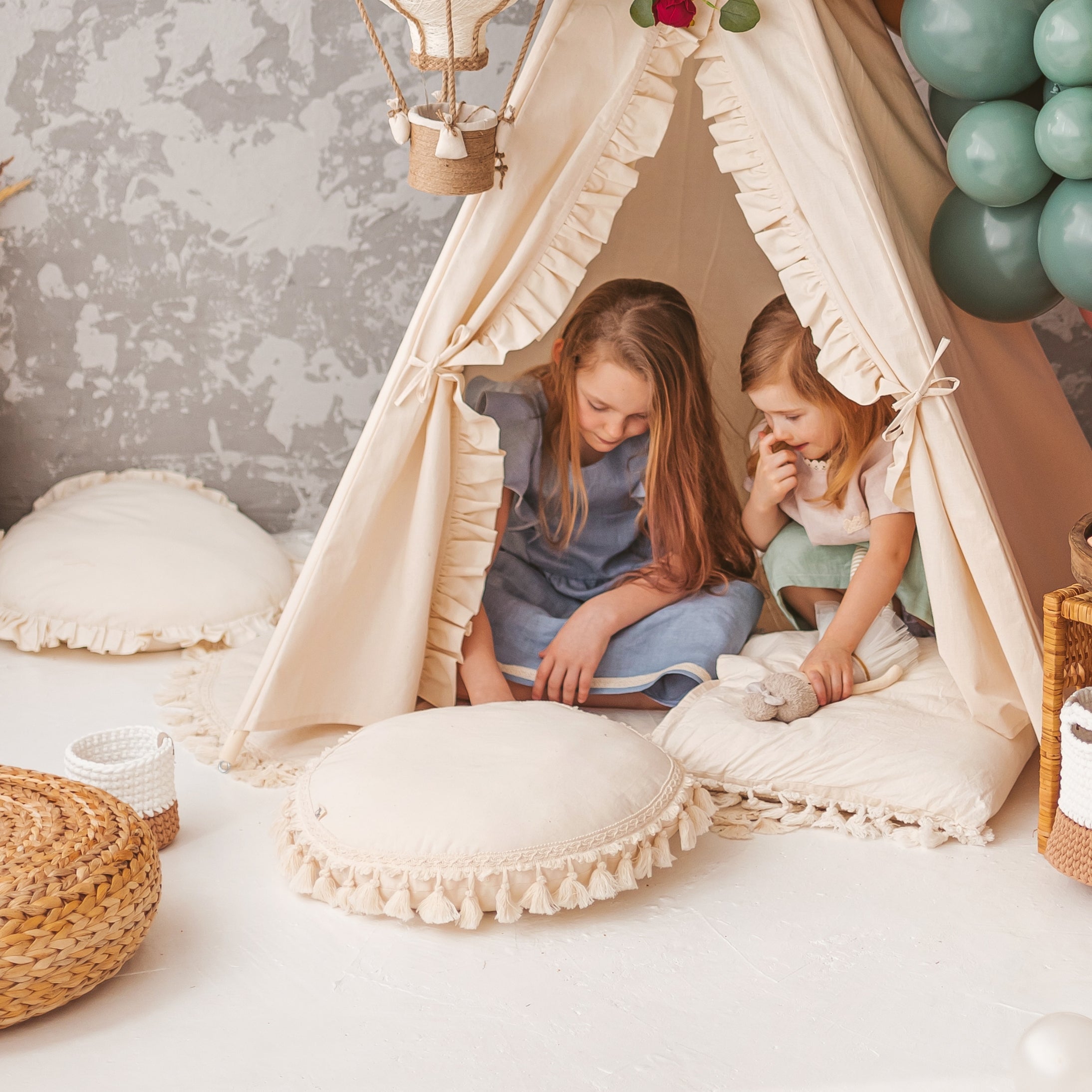 MINICAMP Round Tassel Cushion – Cozy Boho Pillow for Kids' Rooms