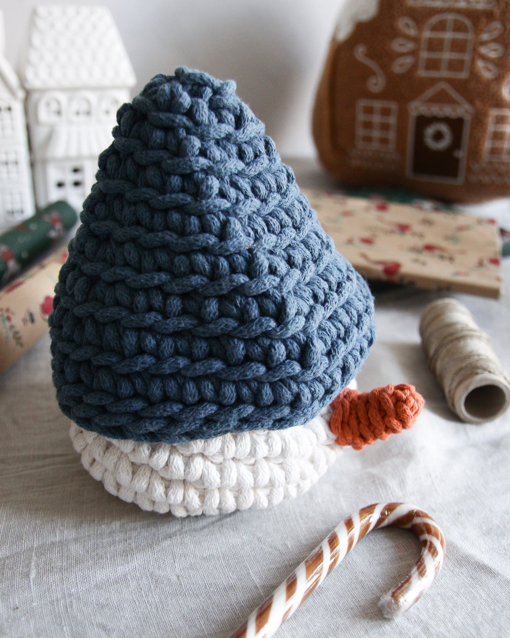 Crochet Snowman Basket