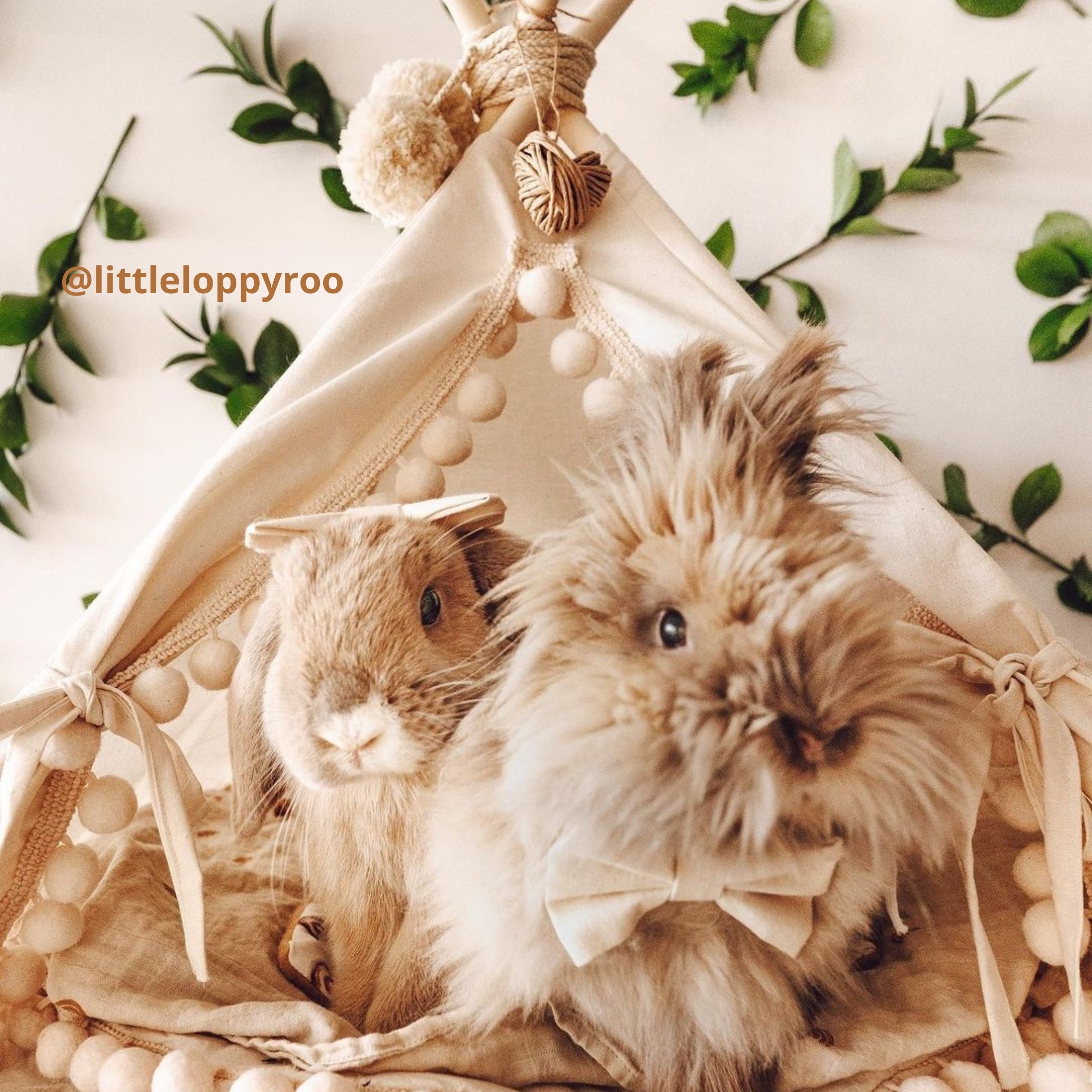 MINICAMP Rabbit Teepee, Bunny Bed in Ecru With Pompoms – Size XS