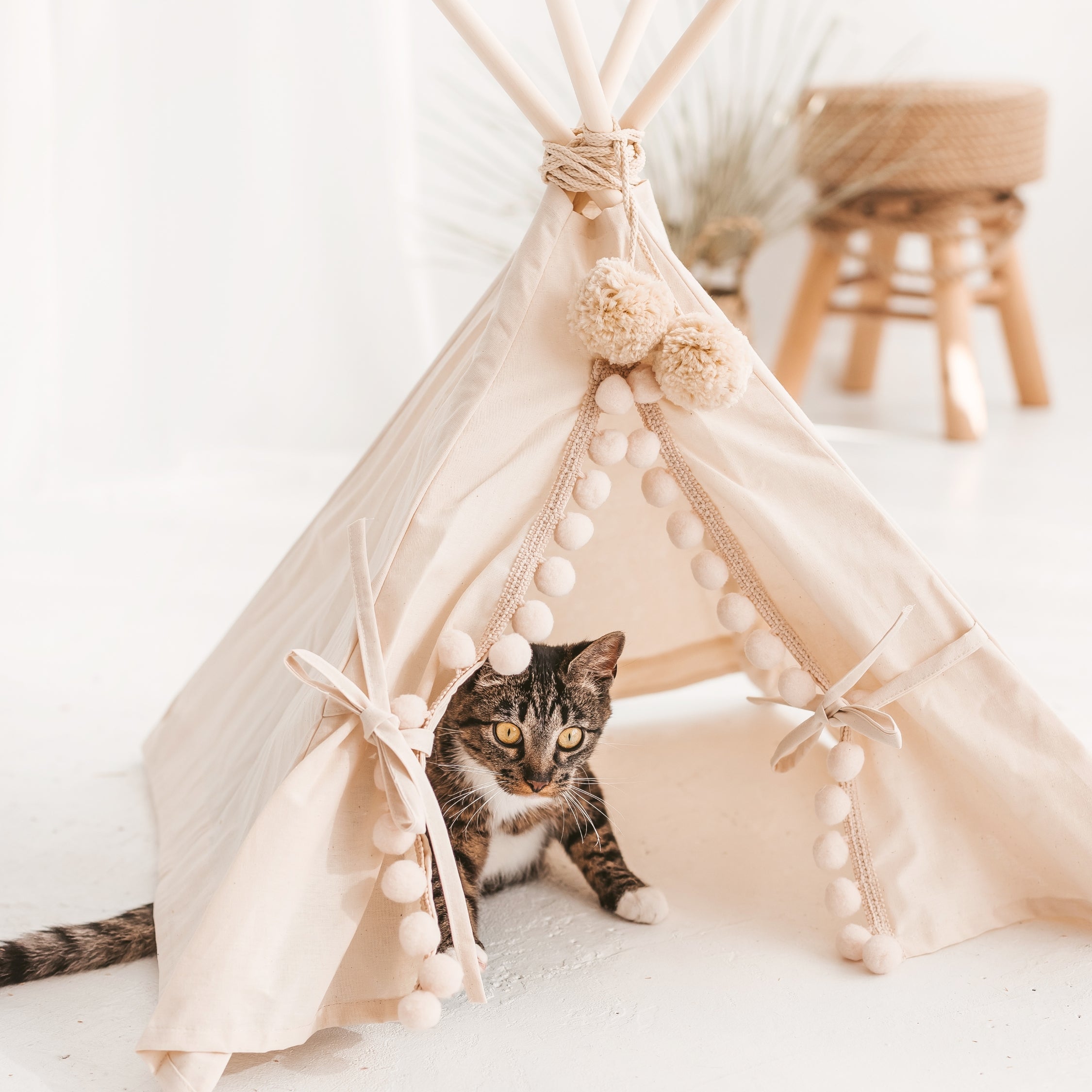 MINICAMP Rabbit Teepee, Bunny Bed in Ecru With Pompoms – Size XS