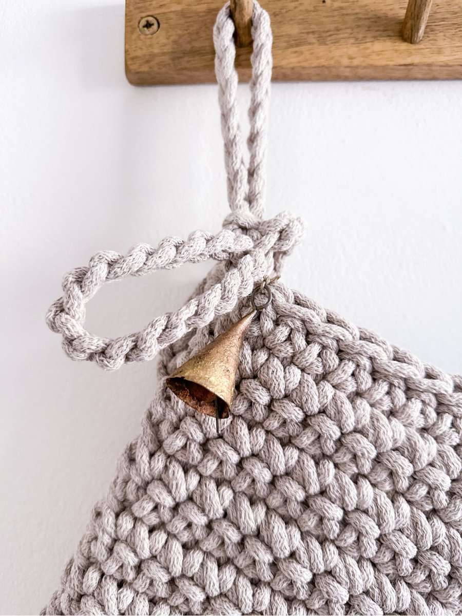 Crochet Christmas Stocking | OATMEAL