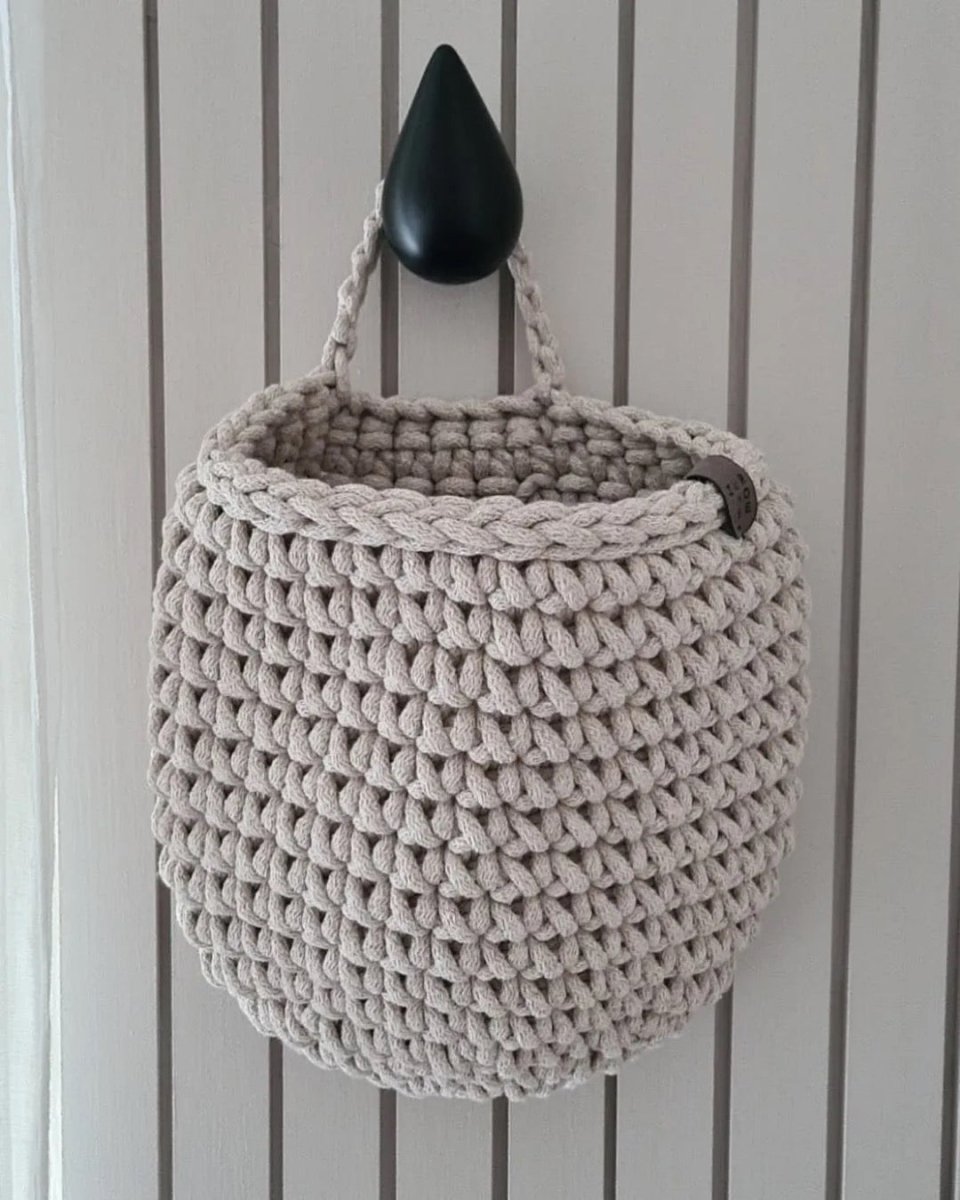 Crochet Hanging Bags | OATMEAL