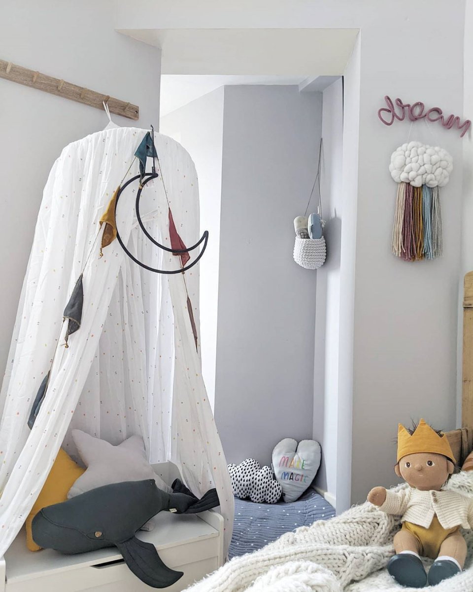 Crochet Hanging Basket, Small | LIGHT GREY