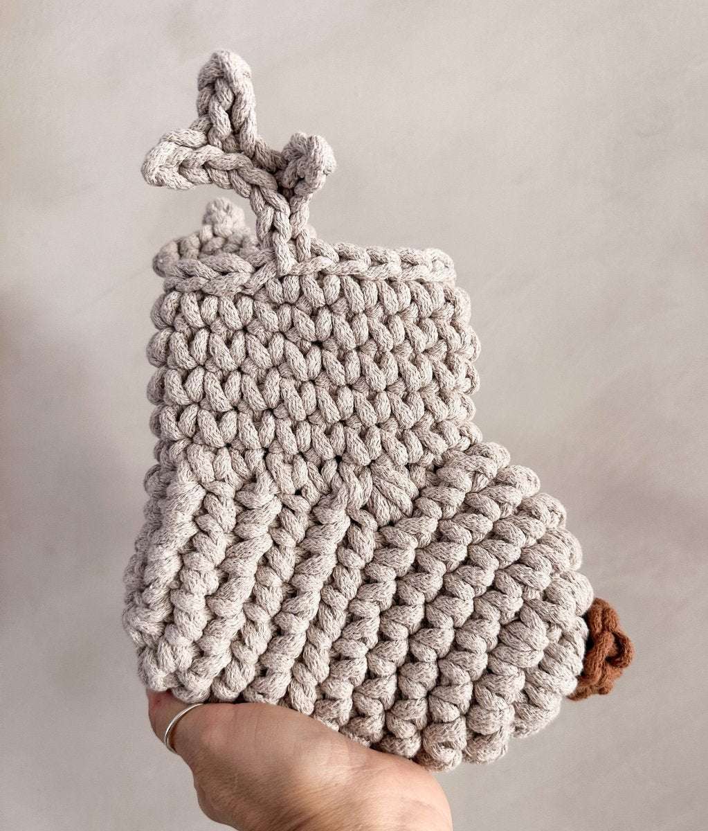 Crochet Reindeer Stocking | Oatmeal & Cinnamon Nose