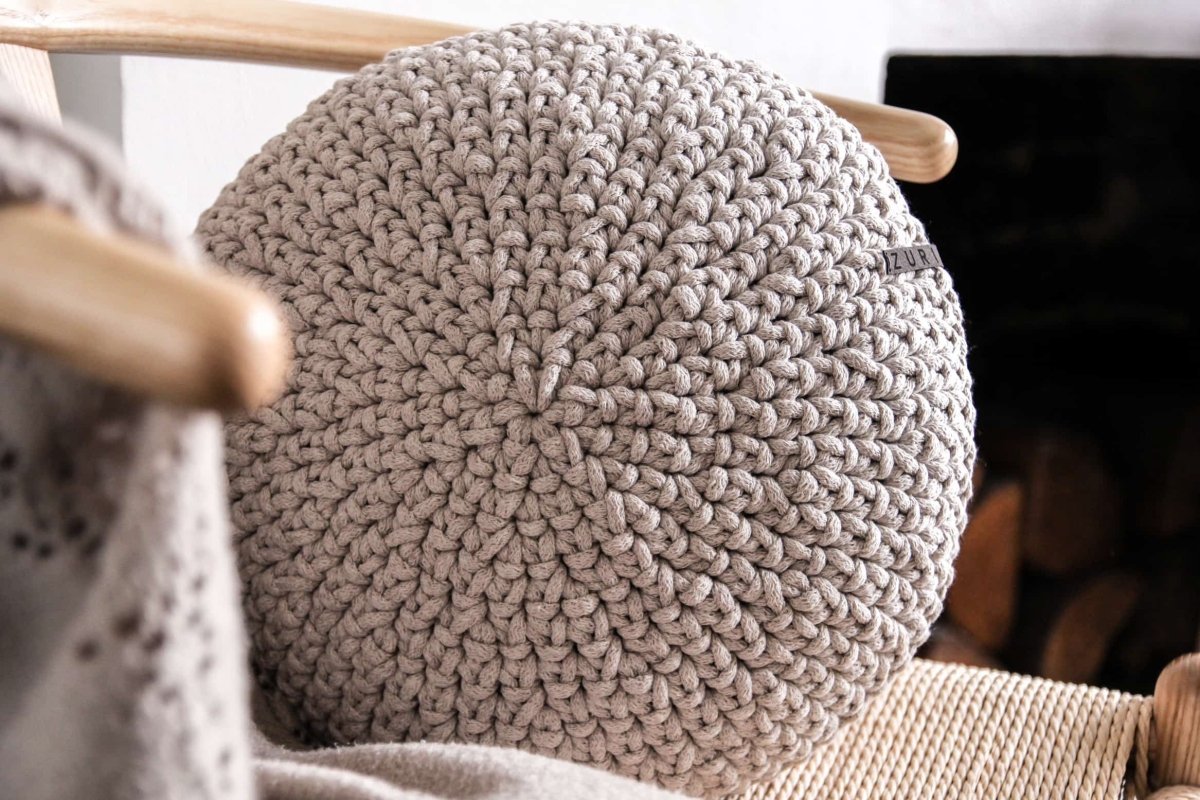 Crochet Round Cushion | BEIGE
