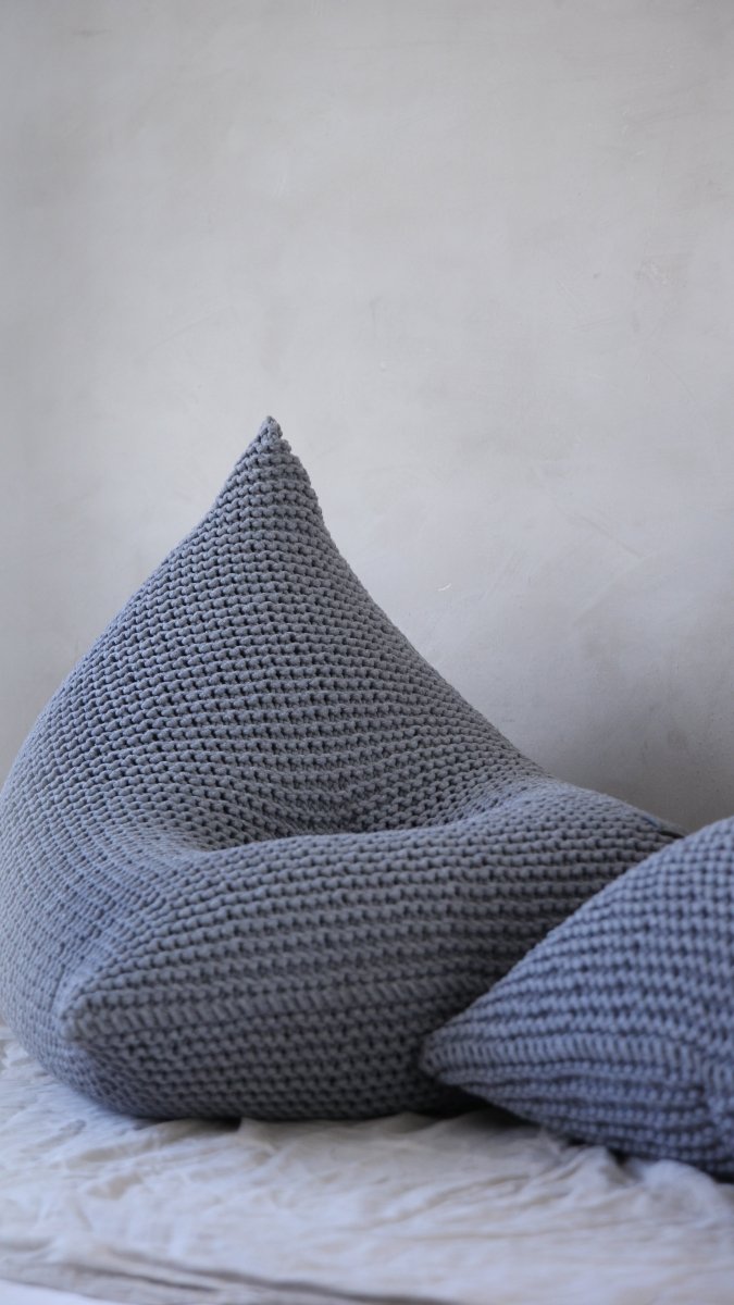 Knitted Bean Bag | DARK GREY