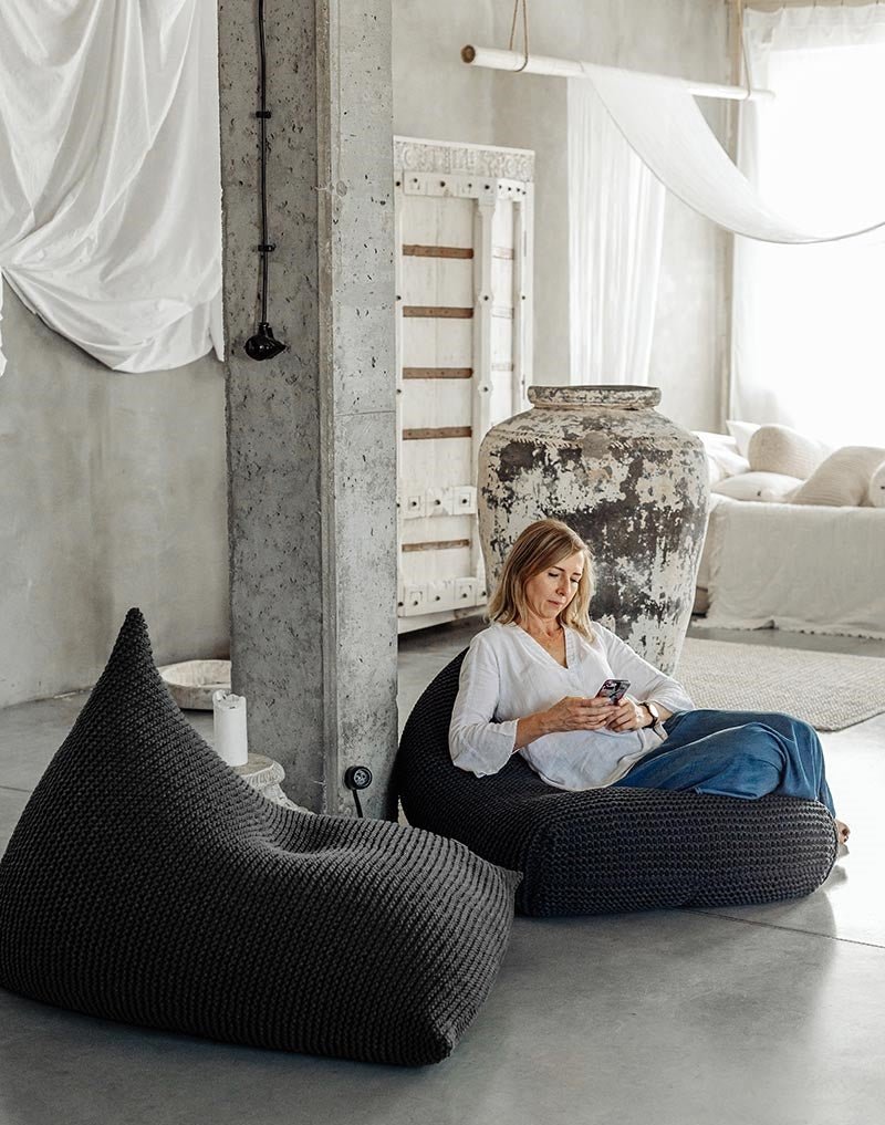 Knitted Bean Bag | GRAPHITE