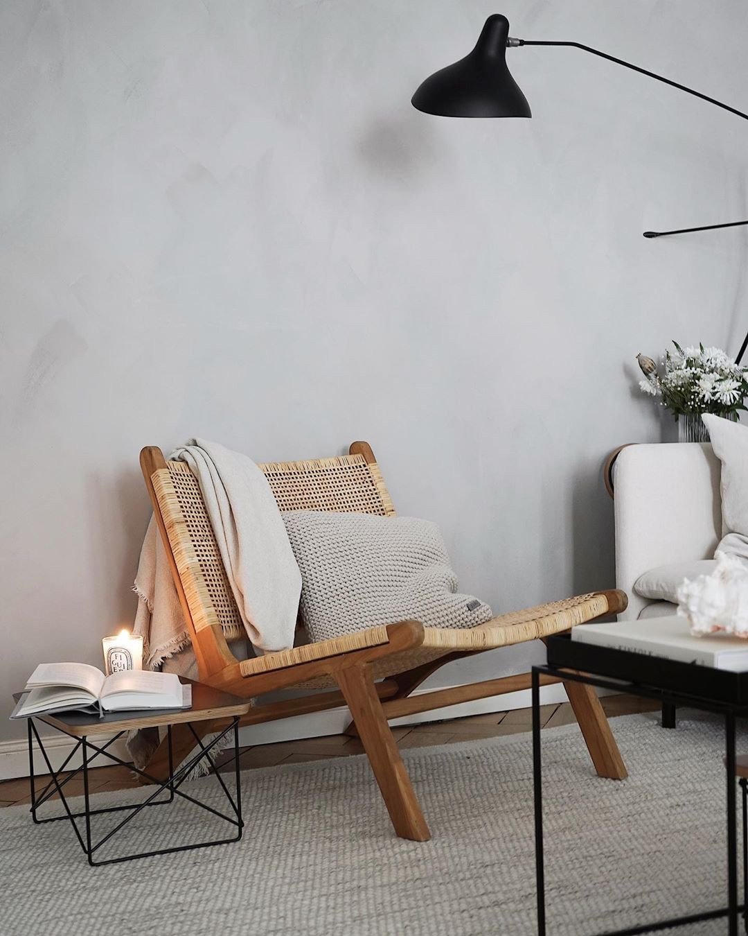 Knitted Square Cushion | BEIGE