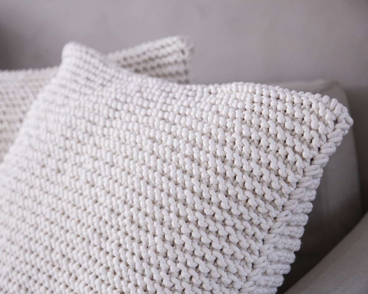 Knitted Square Cushion | IVORY