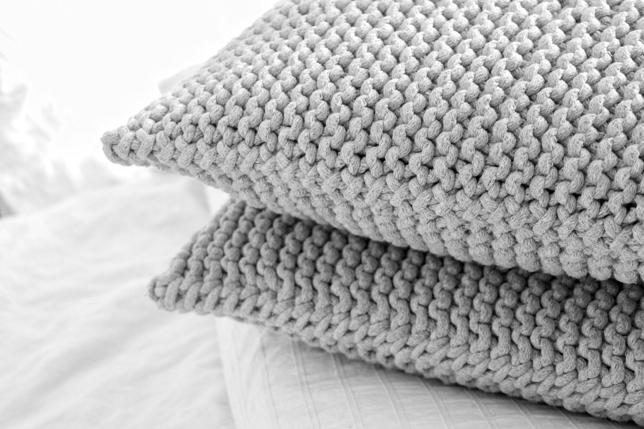 Knitted Square Cushion | LIGHT GREY