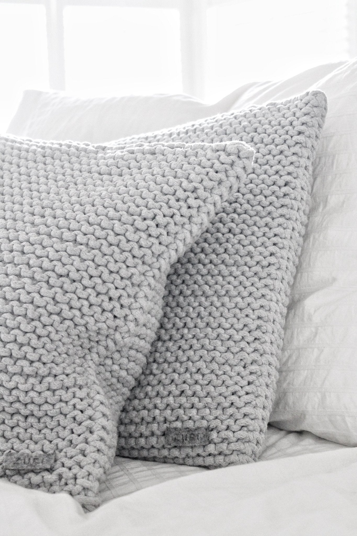 Knitted Square Cushion | LIGHT GREY