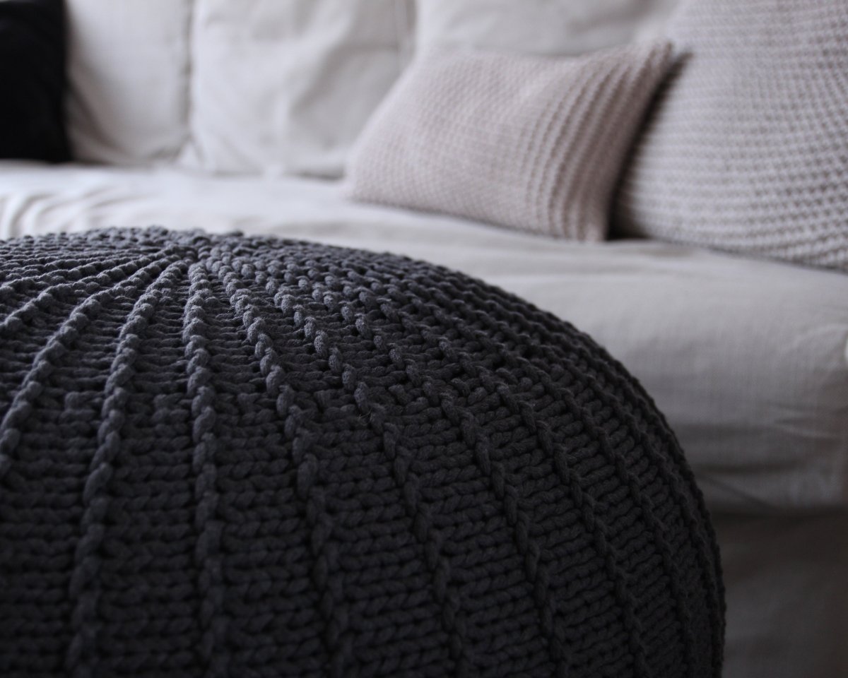 Knitted Pouffe, Large | GRAPHITE
