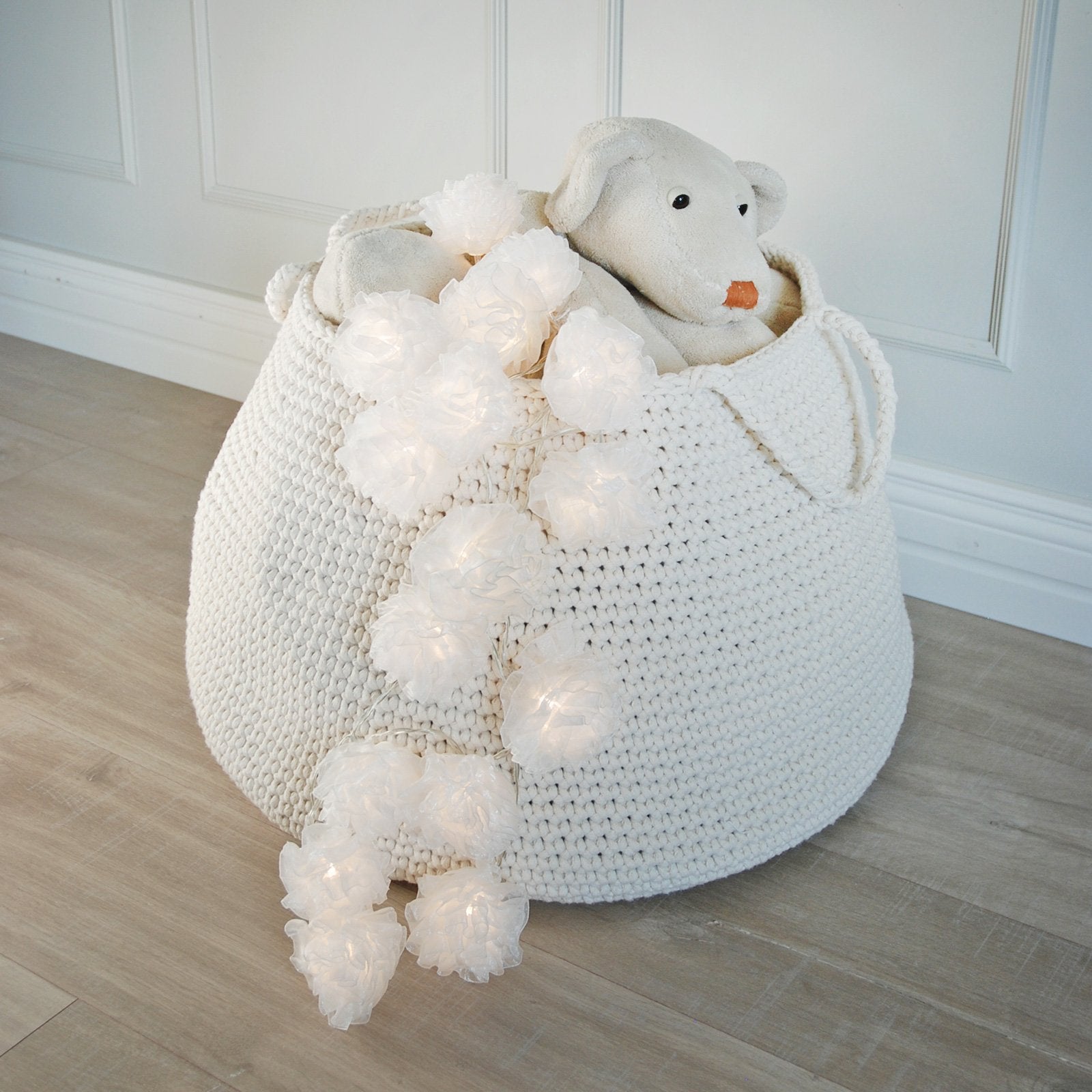 Crochet Basket, Size XL | IVORY