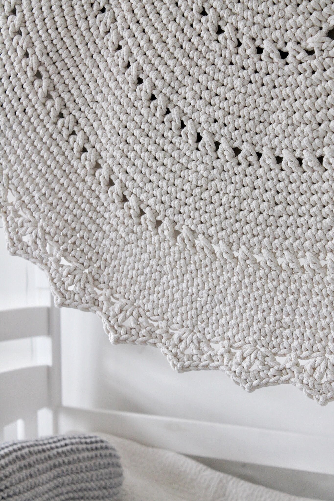 Crochet Rug MANDALA | IVORY