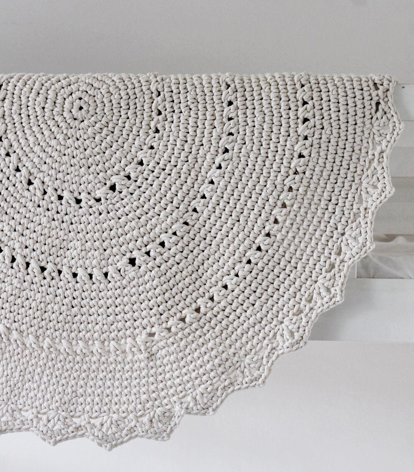 Crochet Rug MANDALA | IVORY