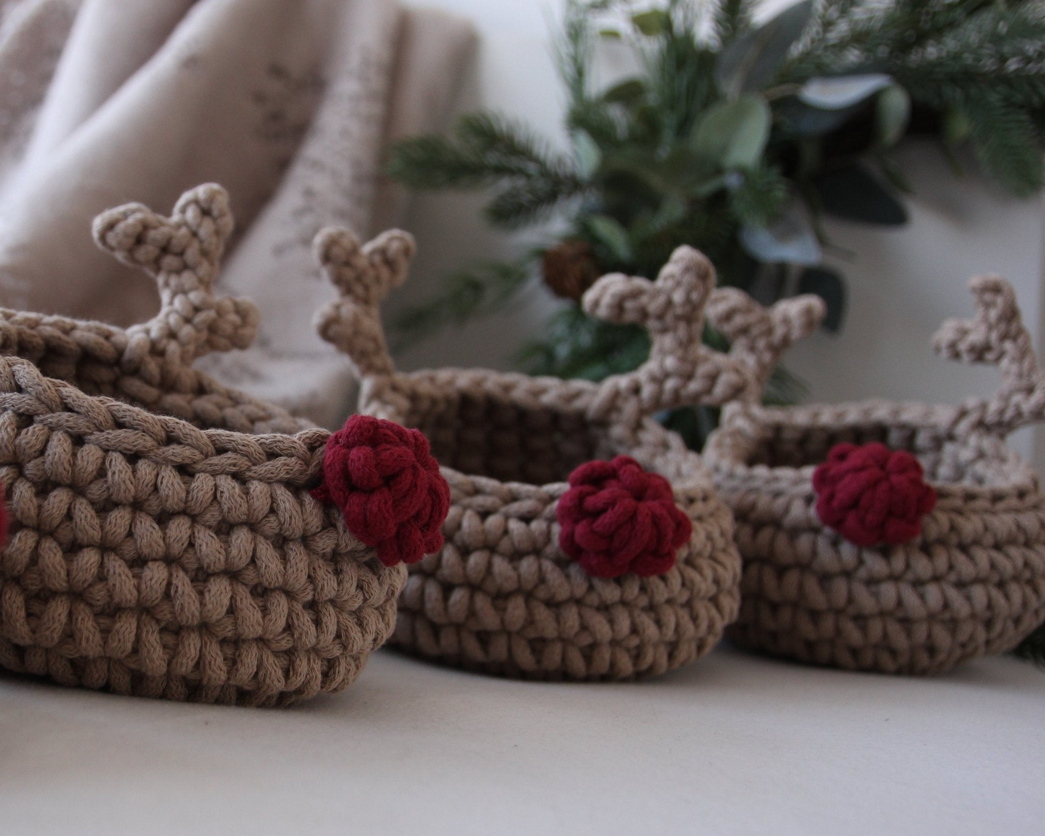 Reindeer Basket | Mocha