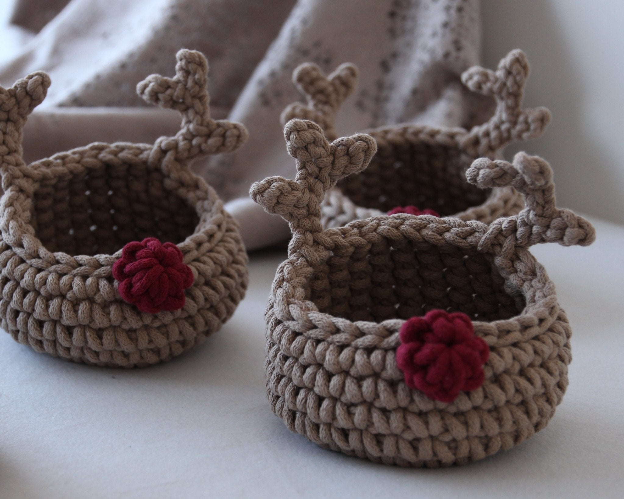 Reindeer Basket | Mocha