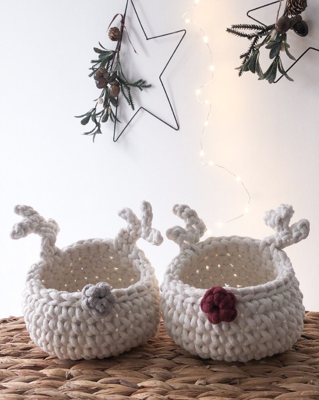 Reindeer Basket | Ivory & Red Nose