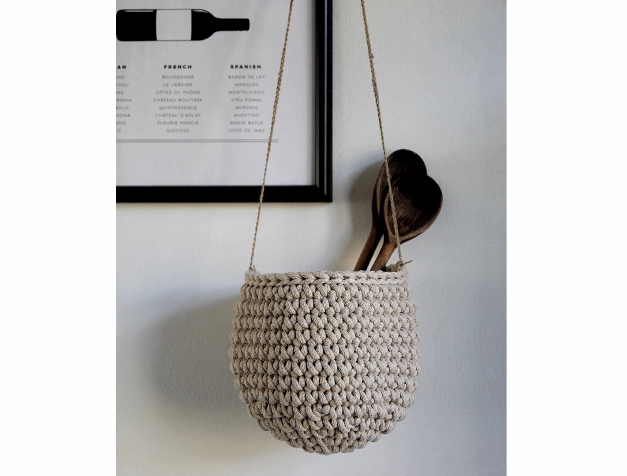 Crochet Hanging Basket, Small | BEIGE