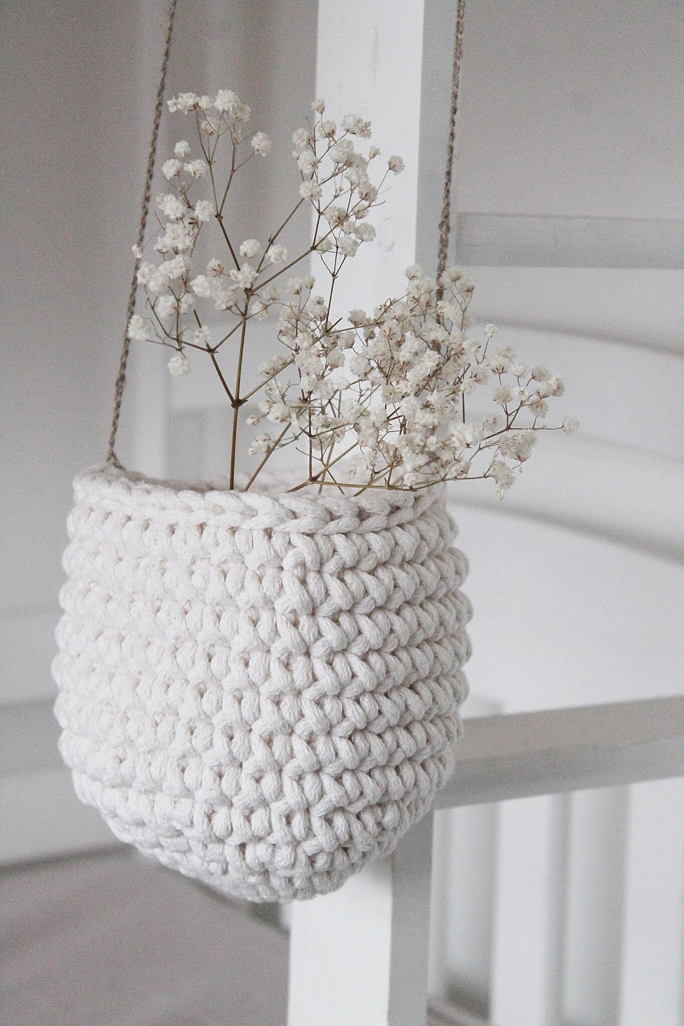Crochet Hanging Basket, Small | IVORY