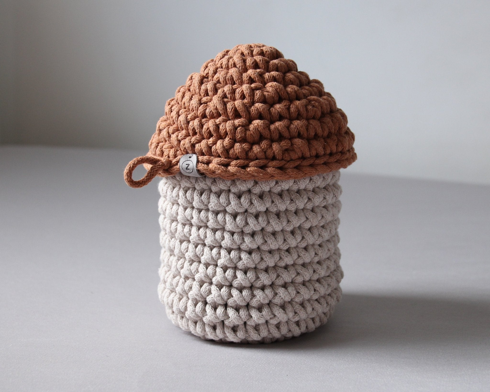 Smurf Basket | OATMEAL & CINNAMON