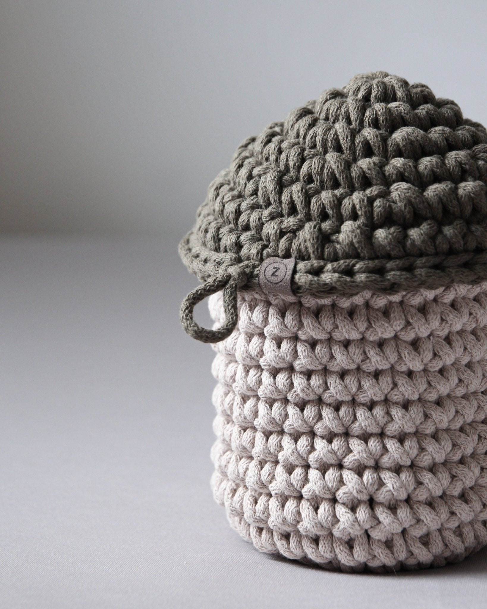 Smurf Basket | OATMEAL & OLIVE GREEN