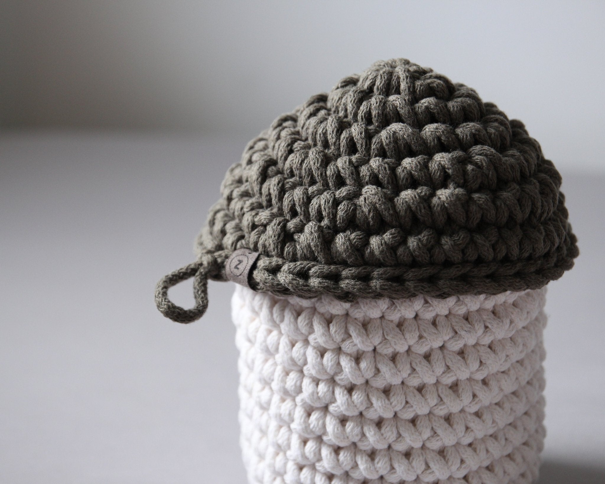 Smurf Basket | IVORY & OLIVE GREEN