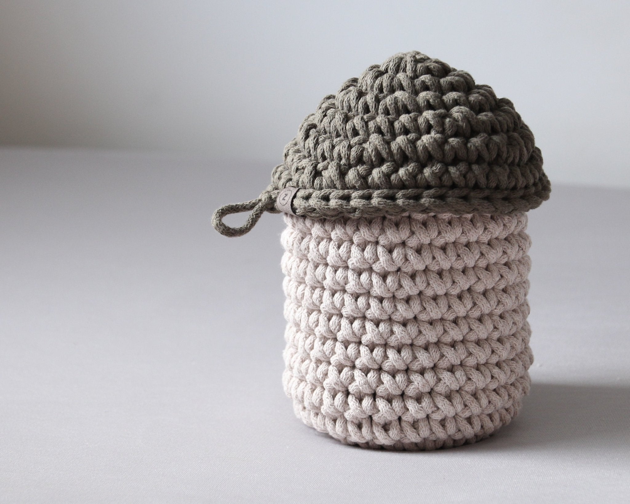 Smurf Basket | OATMEAL & OLIVE GREEN