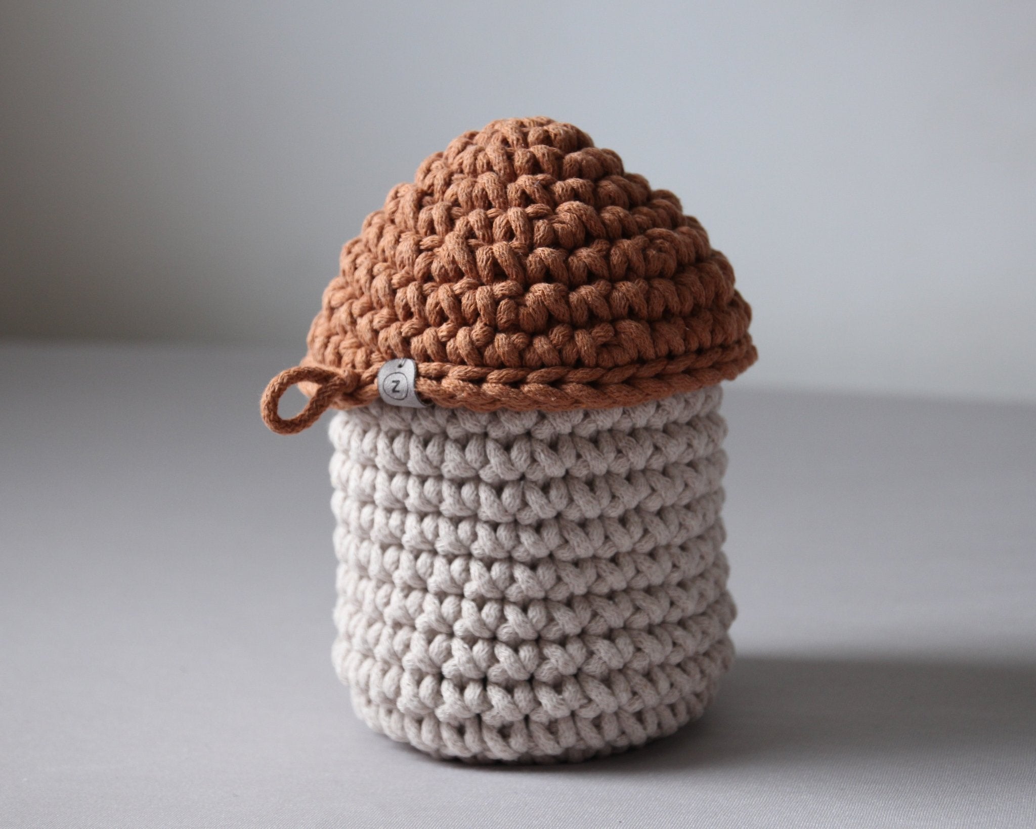 Smurf Basket | OATMEAL & CINNAMON