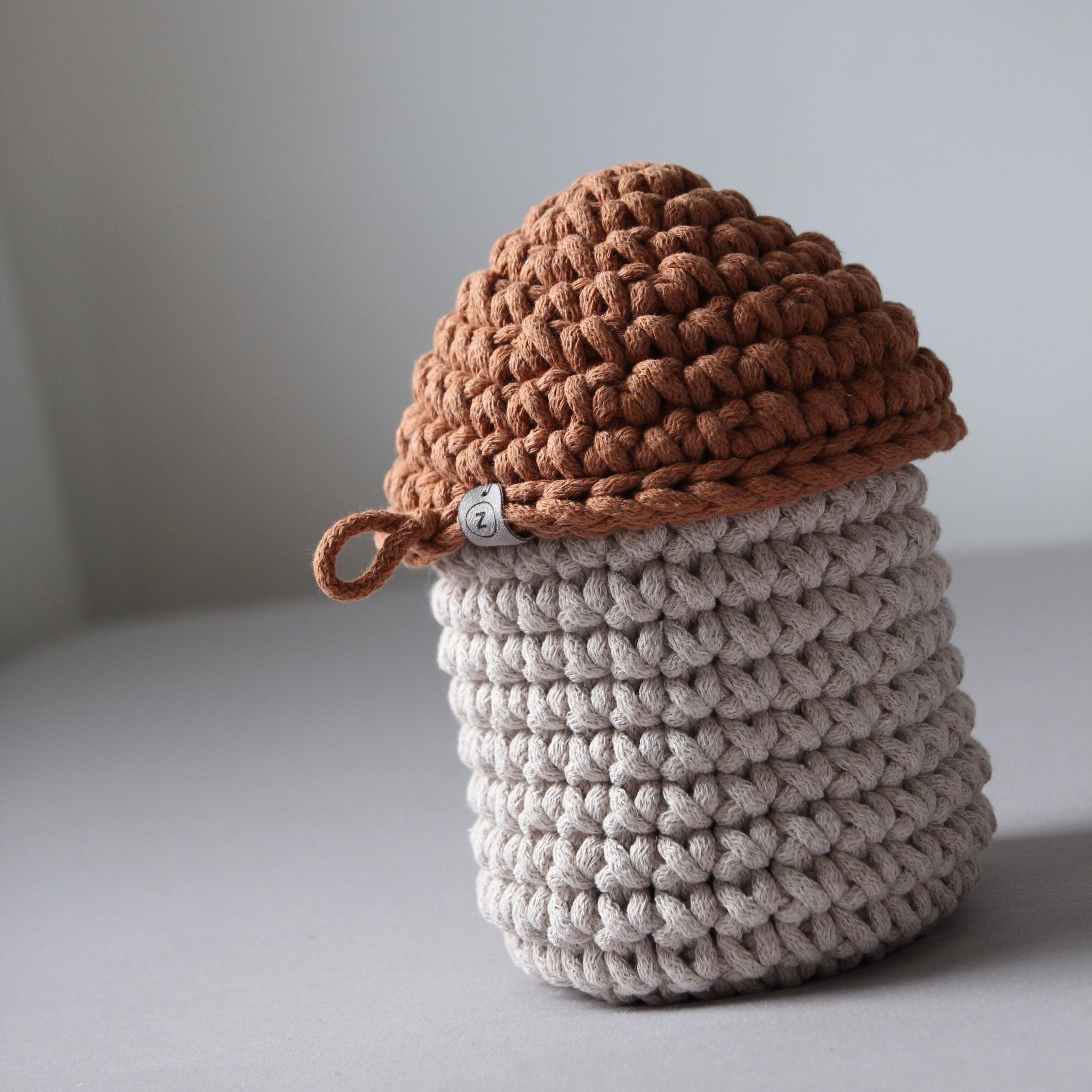 Smurf Basket | OATMEAL & CINNAMON