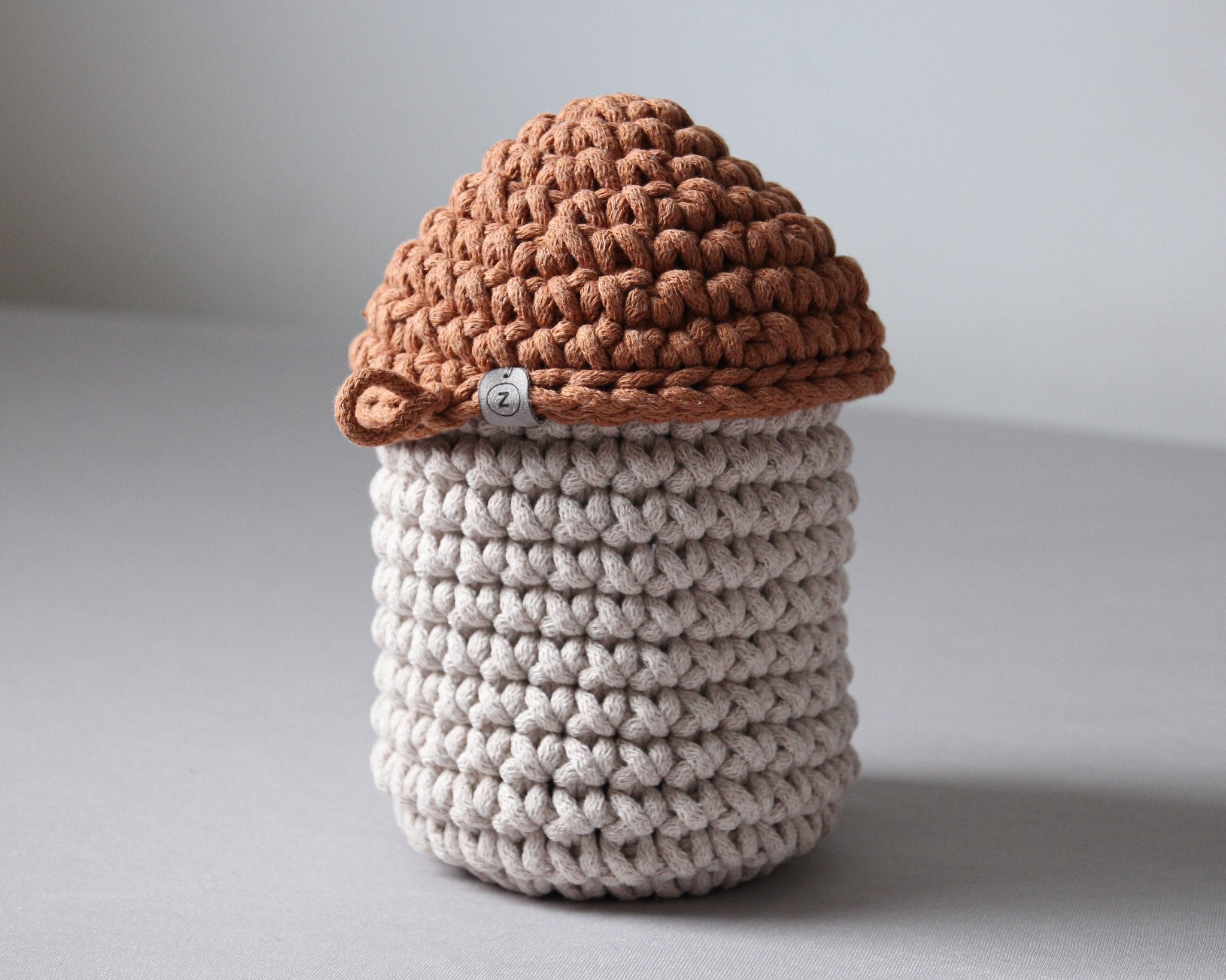 Smurf Basket | OATMEAL & CINNAMON