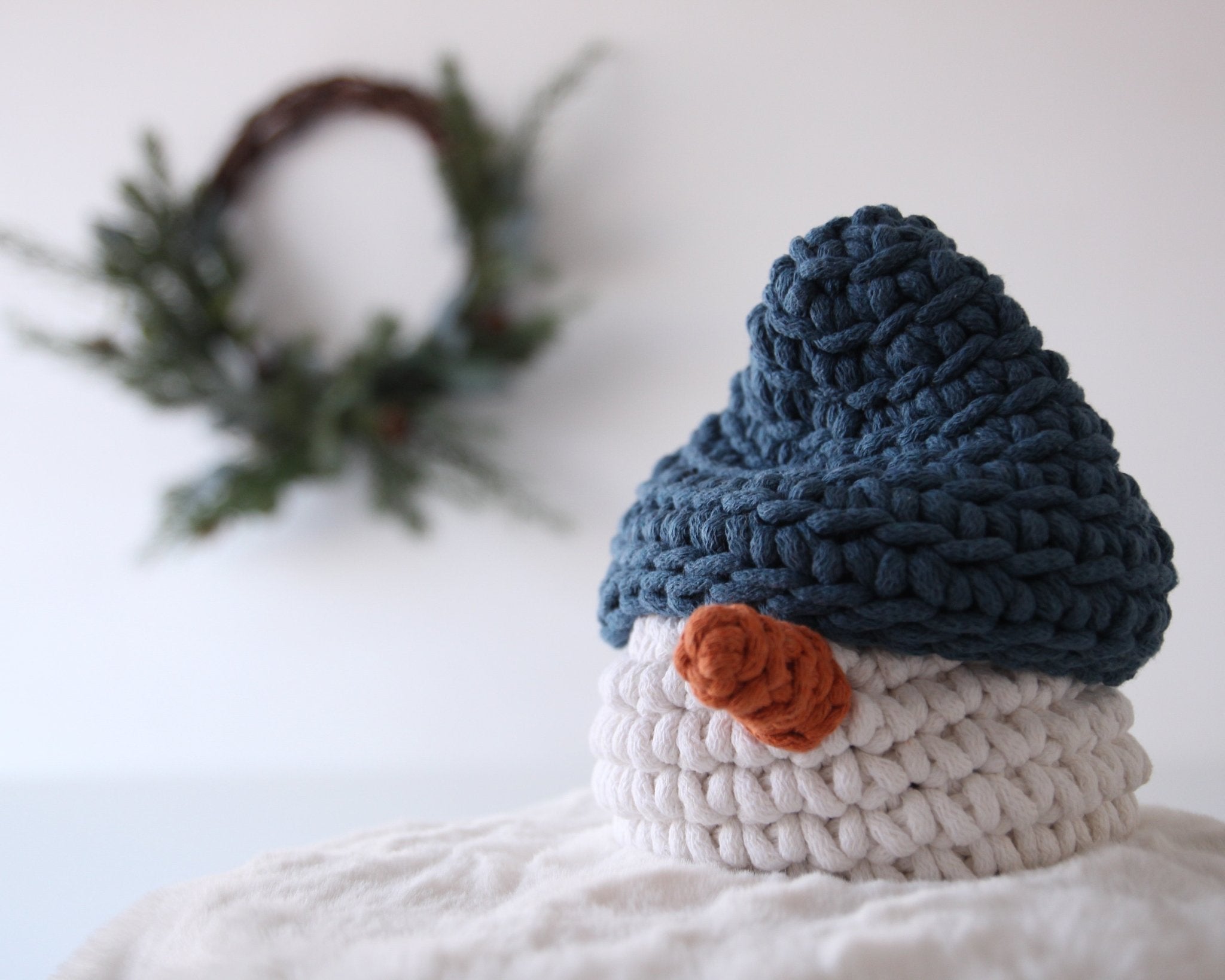 Crochet Snowman Basket