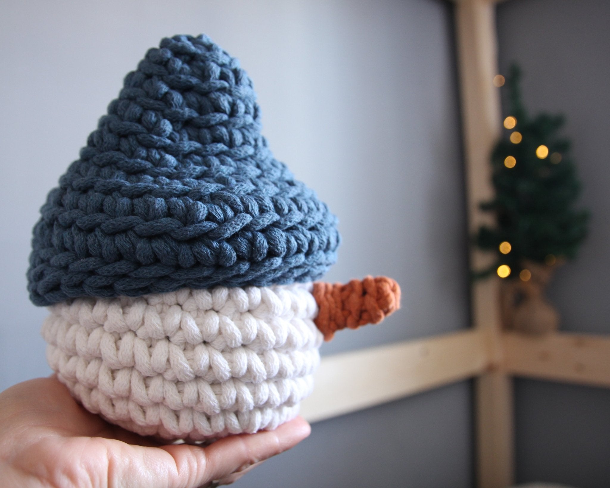 Crochet Snowman Basket